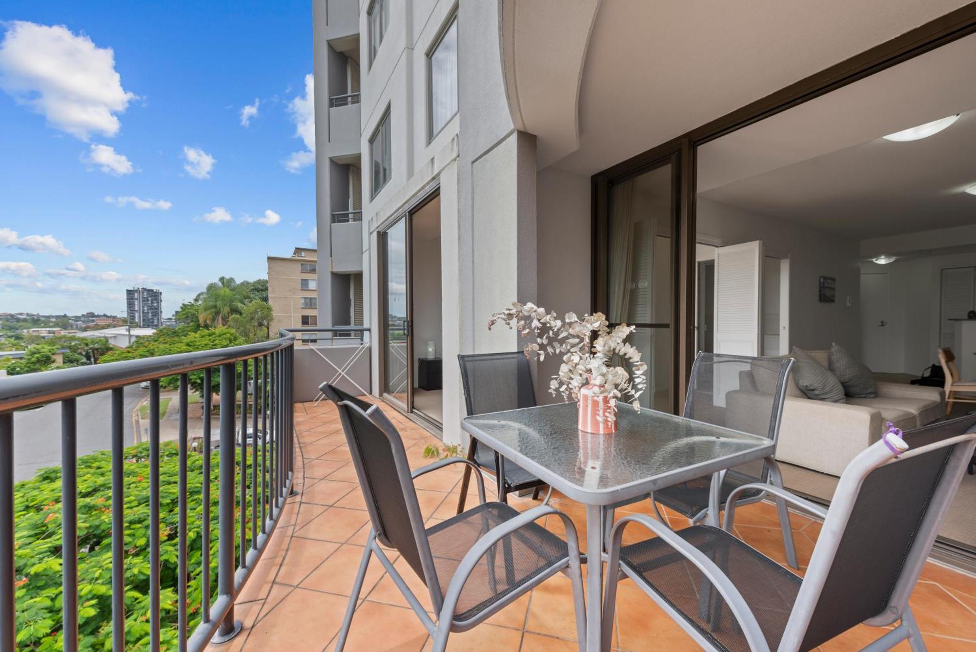 The Oasis Apartments Бризбейн Екстериор снимка