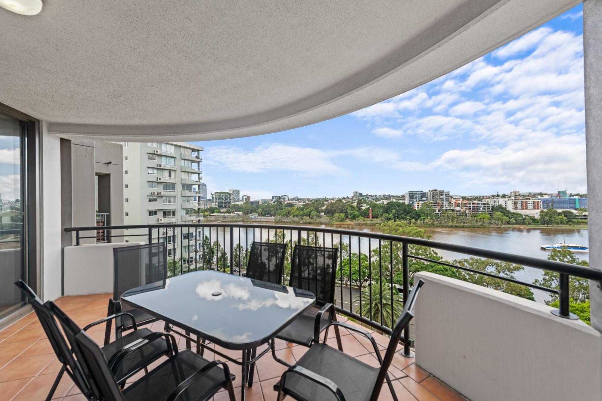 The Oasis Apartments Бризбейн Екстериор снимка