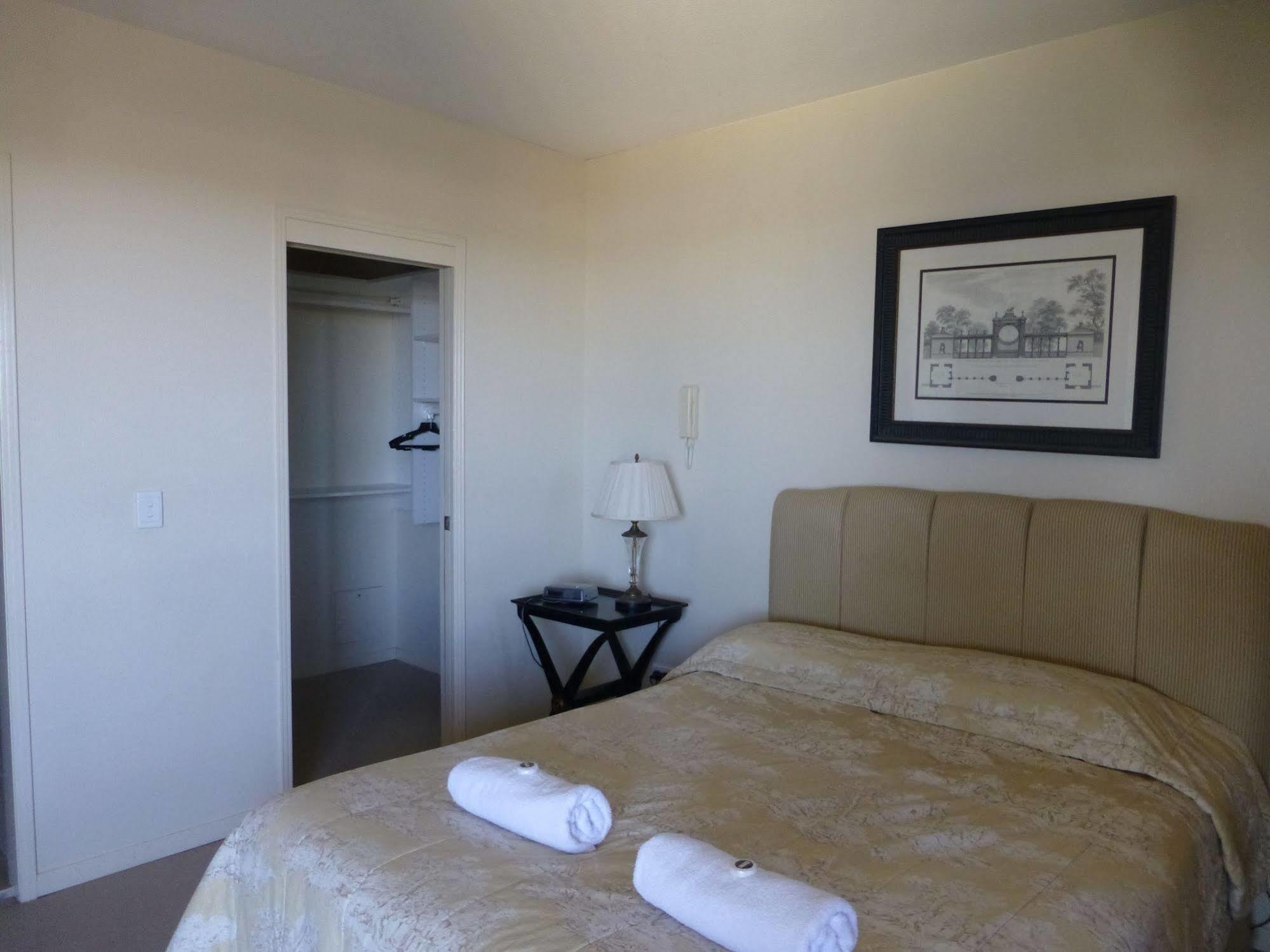 The Oasis Apartments Бризбейн Екстериор снимка